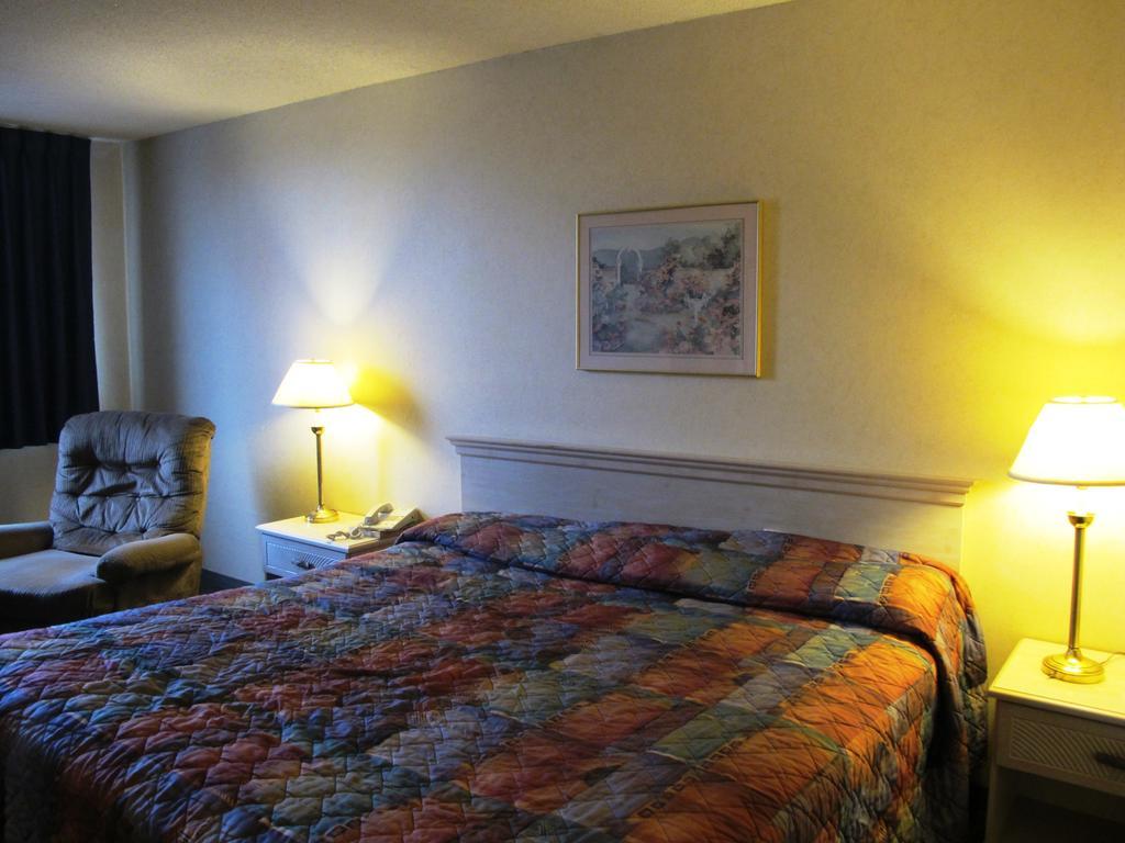 Garden City Boise Inn الغرفة الصورة